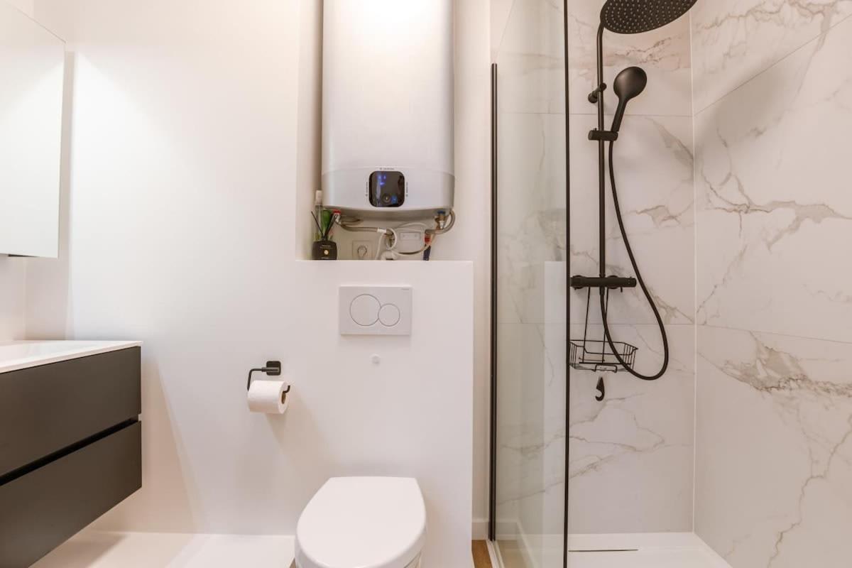 Huswell - Brand New Apartment Near The Beach Blankenberge Exteriör bild
