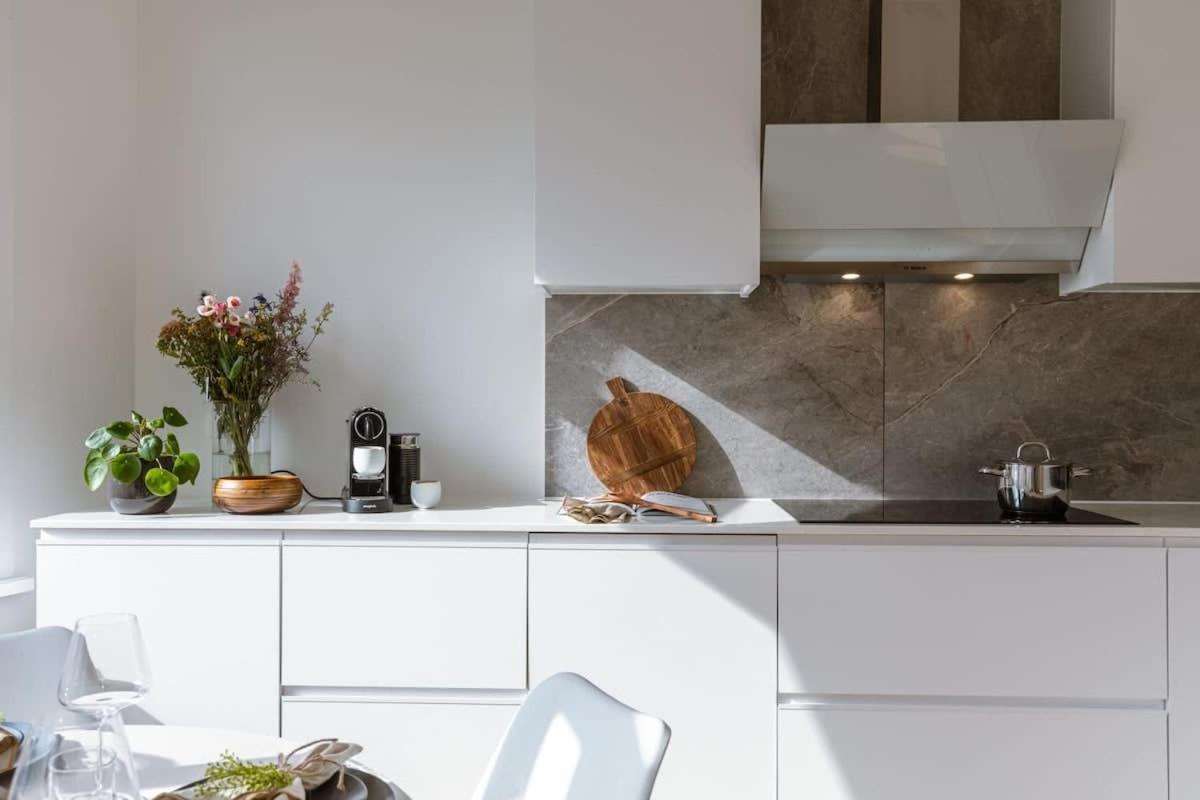 Huswell - Brand New Apartment Near The Beach Blankenberge Exteriör bild